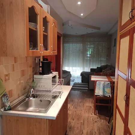 Διαμέρισμα Dora Apartman2 *
